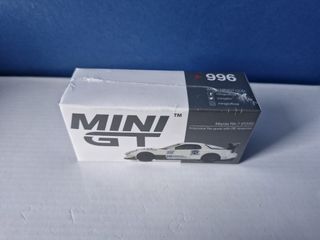 Coche escala 1:64 Mazda RX-7 . MiniGT