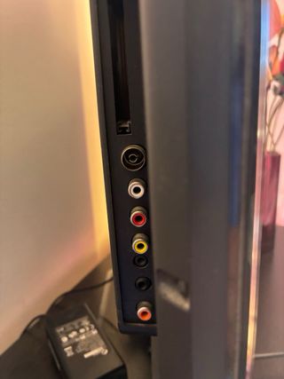 TV LED OKI 21.5 TDT HD