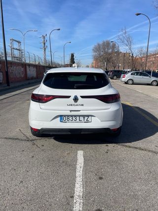 Renault Megane Zen Fast Track 140CV Año 2022