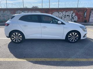 Renault Megane Zen Fast Track 140CV Año 2022