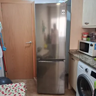 Frigorífico LG No Frost 341L Acero Inox–Perfecto