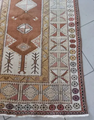 Tappeto vintage kilim turco lana beige e marrone