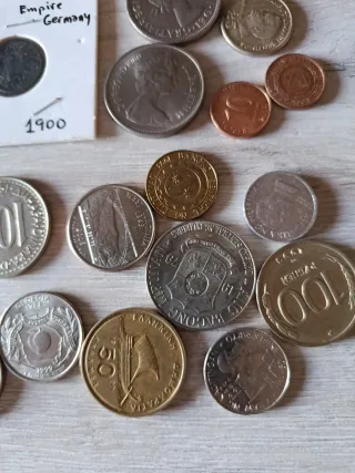 Lote de monedas antiguas: Alemania, Suiza y más