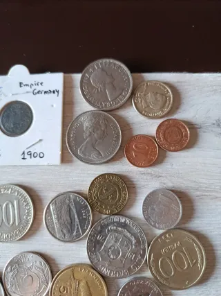 Lote de monedas antiguas: Alemania, Suiza y más