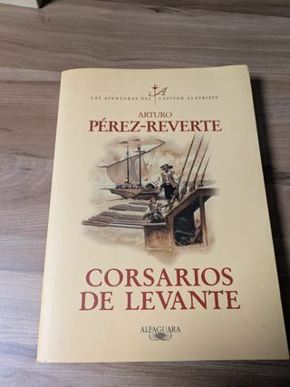 Pack 5 novelas (Pérez-Reverte, Asensi, Julia Navar