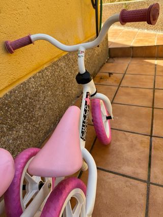 Bicicletas Chicco sin pedales rosa