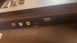 Televisor Ansonic 32 (Corte Inglés), no es smart