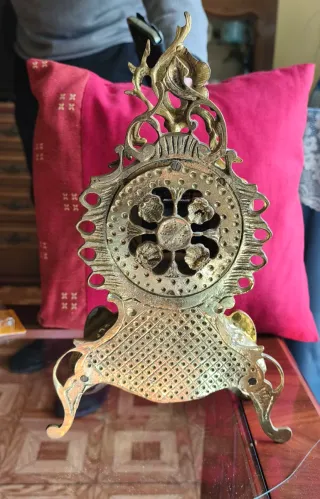 Reloj de sobremesa dorado antiguo (Salamanca)