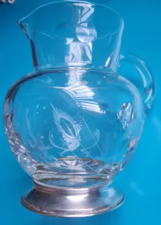 Jarra cristal original con base plata