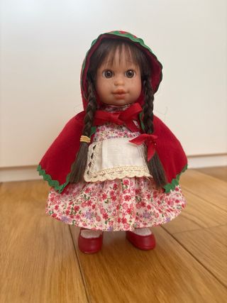 Muñeca Caperucita Roja