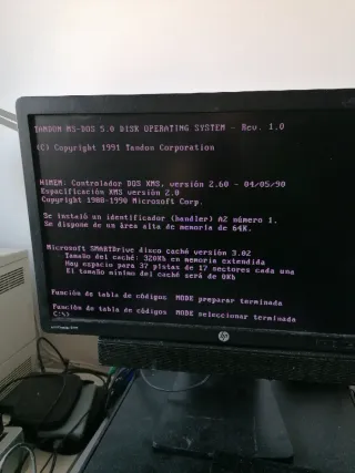 Ordenador Tandon 386/16 Funcionando