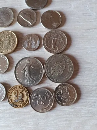 Lote de monedas variadas