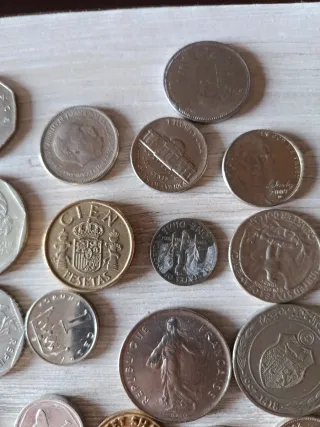 Lote de monedas variadas