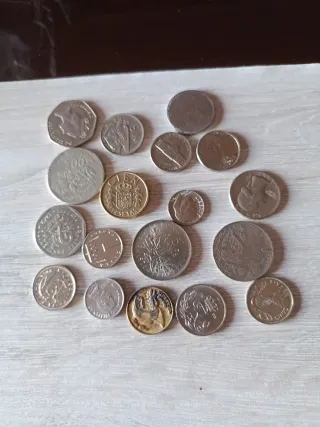 Lote de monedas variadas