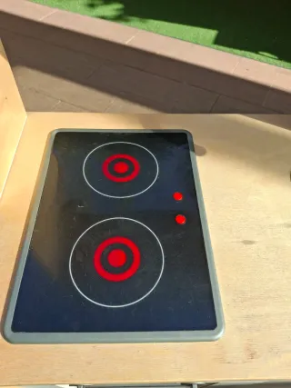 Cocina infantil Ikea + accesorios de regalo