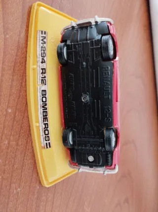 Coche Bomberos Pilen R12 1/43