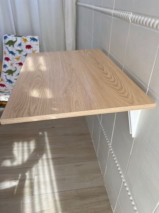 Tavolo pieghevole a parete in legno e metallo 60x40