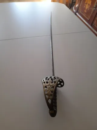 Espada antigua decorativa