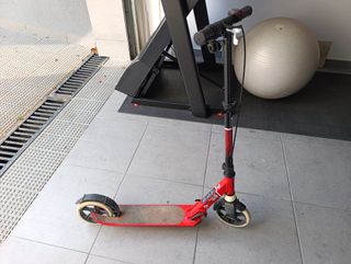 Patinete urbano 2 ruedas rojo