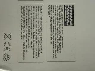 Apple Magic Keyboard Plata