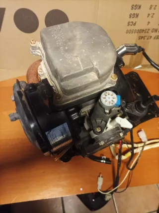 Motor 4 tiempos generador Kaiser XY147F
