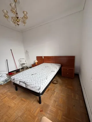 Cama abatible electrica metálica y de madera