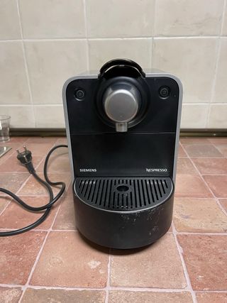 Cafetera Nespresso Siemens Usada