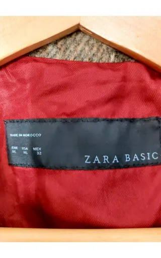 Abrigo cuadros Zara de lana.Talla XL