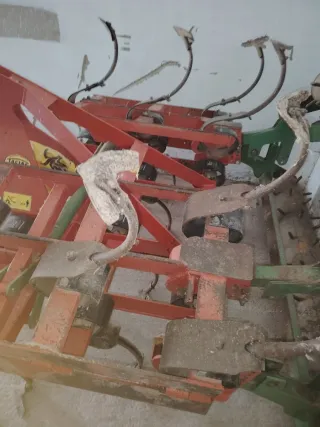 Cultivador Tasiás 19 brazos