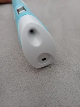 Lápiz 3D con filamentos de colores