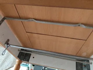 Mesa redonda extensible de madera