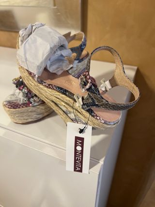 Cuña Mujer Multicolor