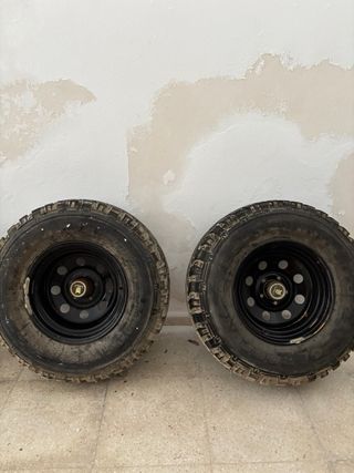 Juego de llantas de 31”x 10,5R 15