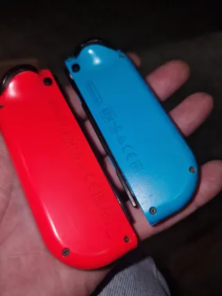 Mandos Joy-Con Nintendo Switch (Rojo y Azul)