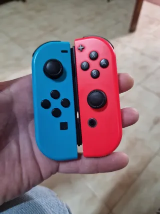 Mandos Joy-Con Nintendo Switch (Rojo y Azul)