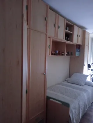 Mesitas, habitación y armario