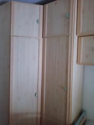 Mesitas, habitación y armario