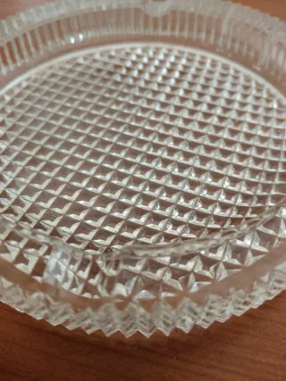 Set cucina 8 pezzi: portaceneri, tazzine, forbici,