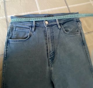 Pantalon chica levis talla 40