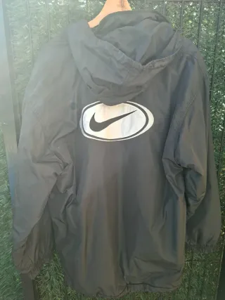 Abrigo Retro Nike Talla S