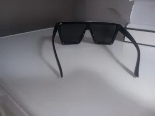 Gafas de sol RENNES negras y grises