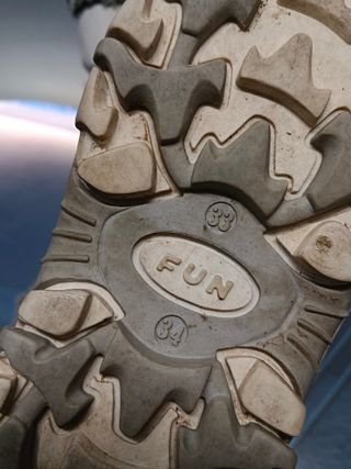 Botas Nieve MK T33/34 + Casco