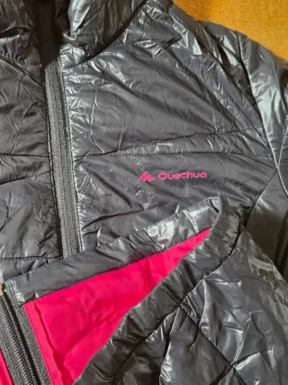 Chaqueta acolchada Quechua con capucha