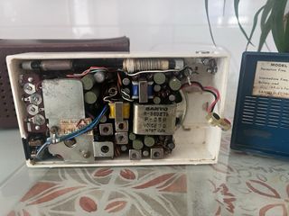 Radio antigua Sanyo Alwave 8S-P2N año 65