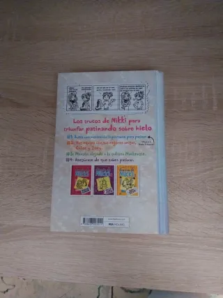 Diario de Nikki 4: Una Patinadora Sobre Hielo Algo