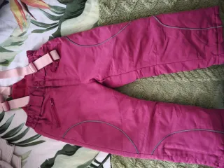 Pantalón de nieve para niña. Talla 3-4