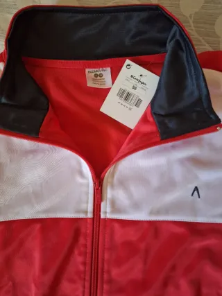 Sudadera Boomerang Talla 56 sin estrenar.