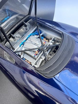 Jaguar XJ220 Maisto 1/12