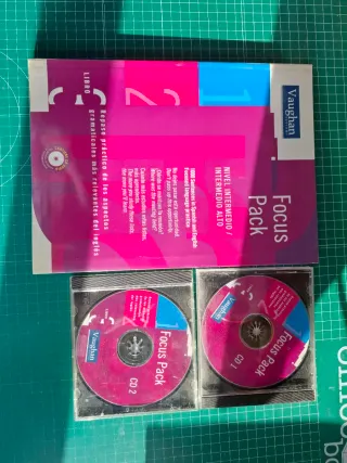 Libro y CD Vaughan Focus Pack 1 Inglés