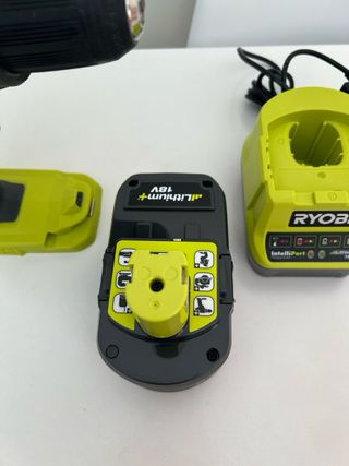 Taladro Ryobi 18V con Batería y Cargador